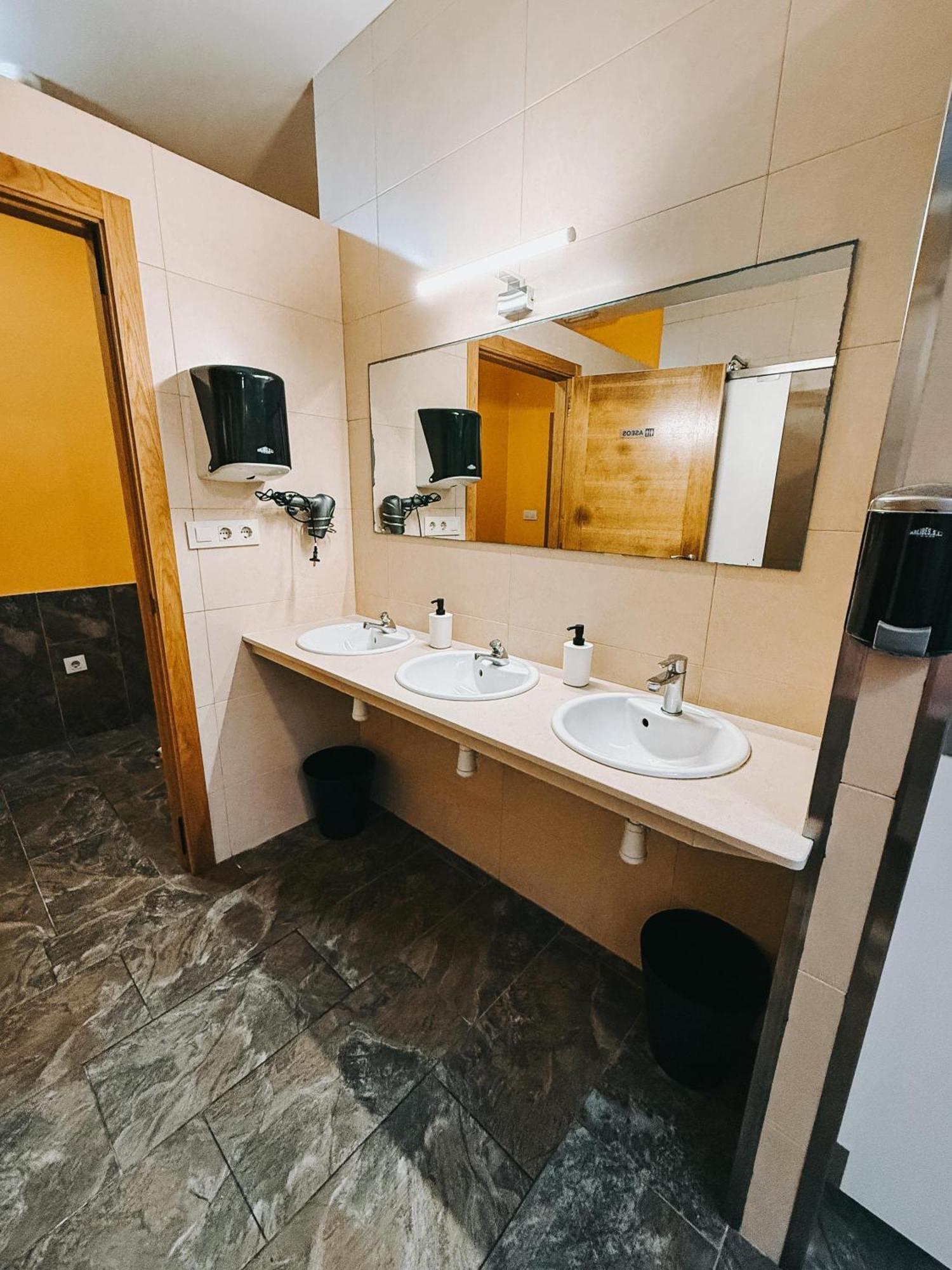 Albergue Lecer Sobrado Porta 외부 사진